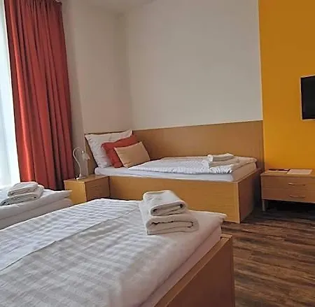 Hotel Berounka *